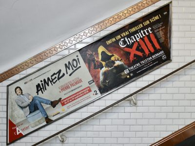Affichage métro : rampe d'escalier