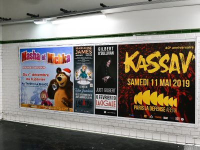Affichage métro : grand couloir panorama